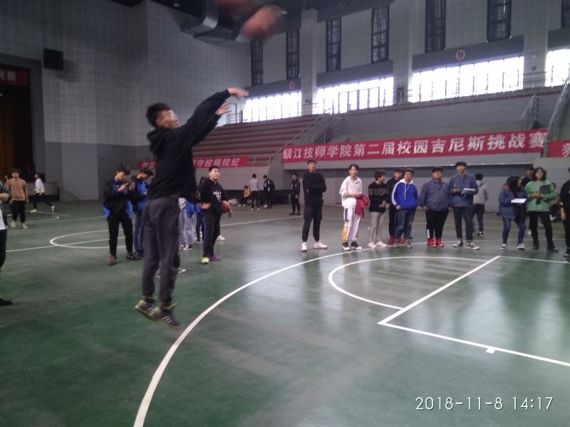 IMG_20181108_141756_BURST1.jpg
